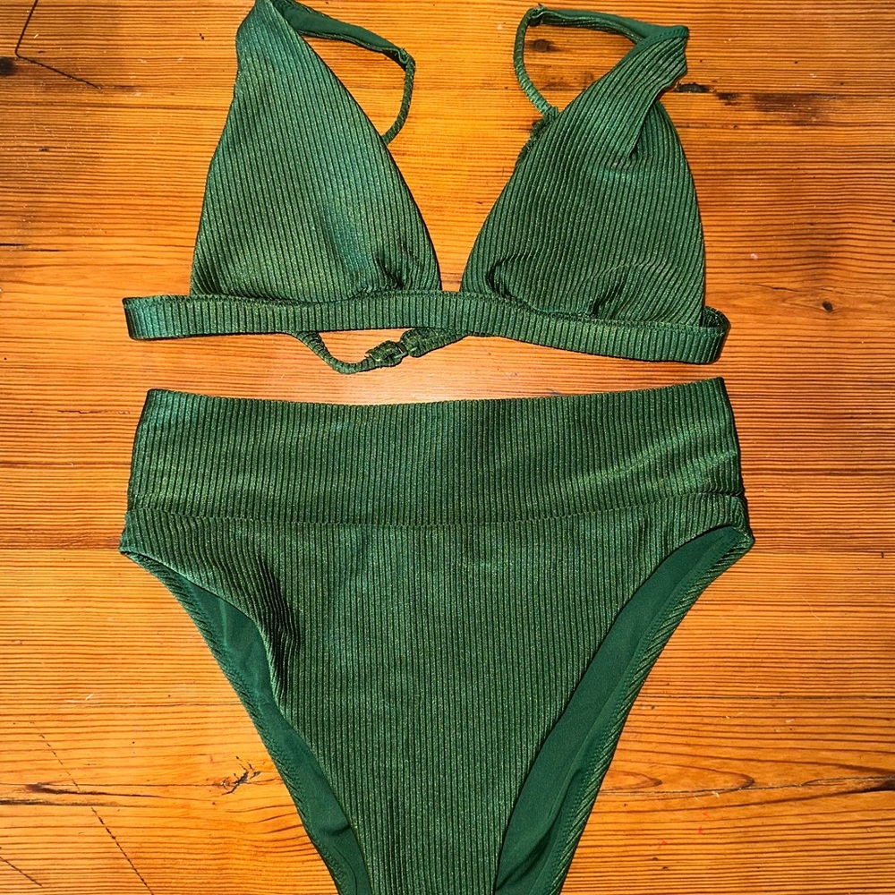 Aerie Green Triangle Bikini Top and High Waist Hi-Cut Bottoms Women’s Set